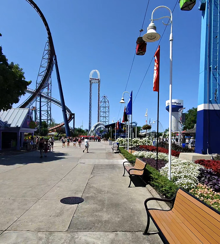 Cedar Point Walk