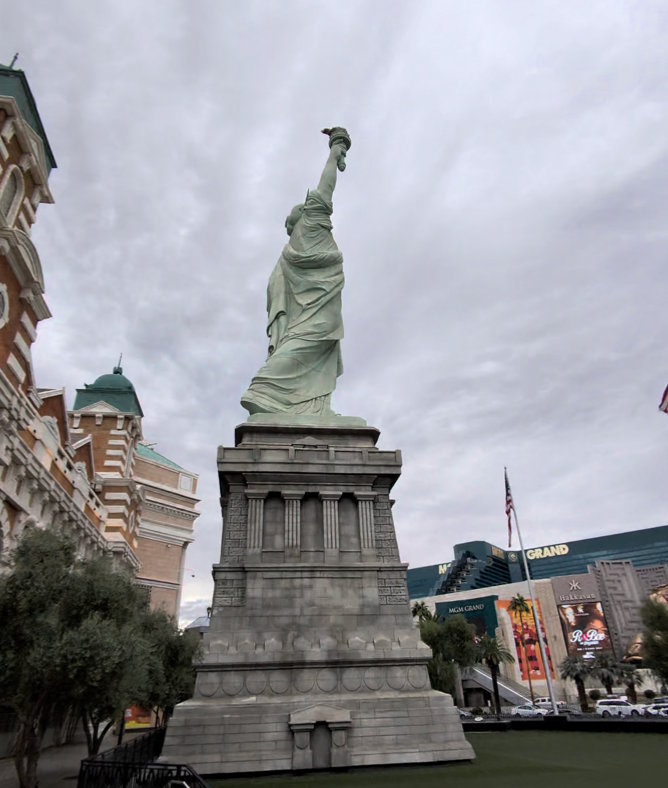 Exterior Video of New York New York, Las Vegas